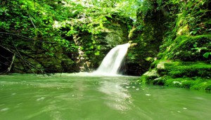 1 77 آبشارهای کوهسر ، با چشم اندازی زیبا