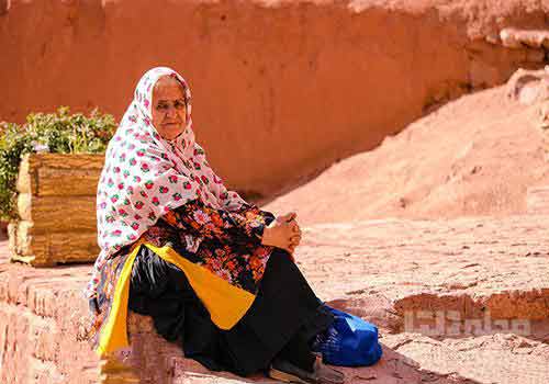 میان زنان2 ابیانه کاشان ، روستای قرمزرنگ ایران