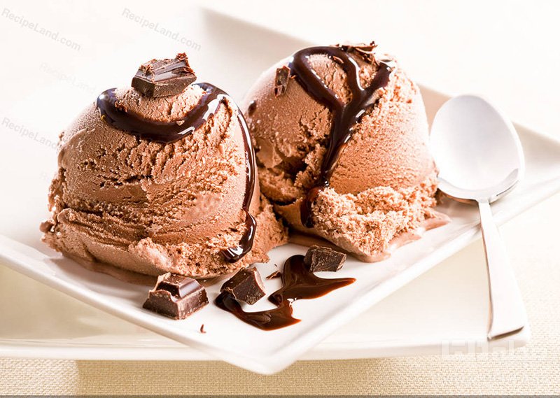 بستنی شکلاتی