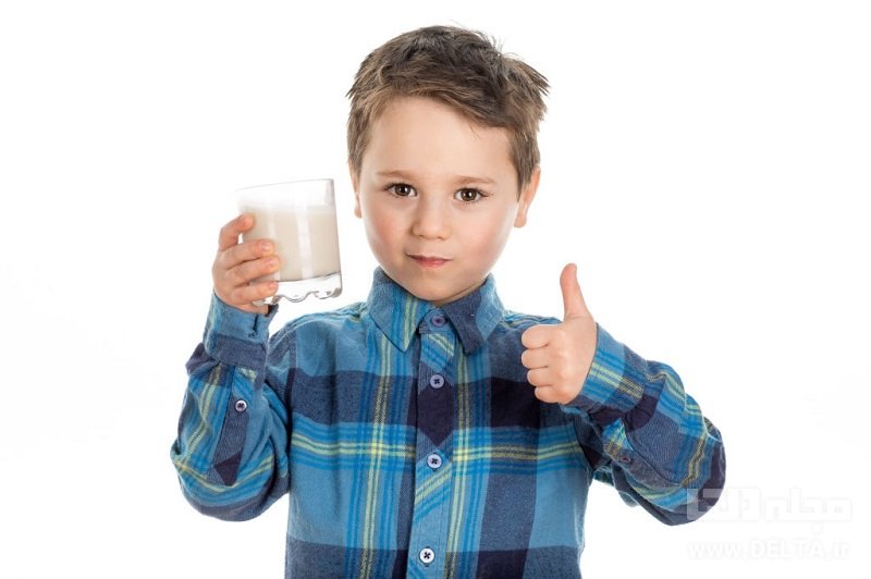 خواص شیر بادام برای کودکان