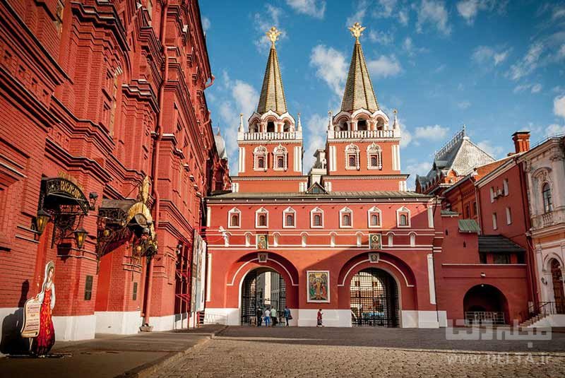 دروازه رستاخیز و موزه دولتی تاریخ روسیه در مسکو