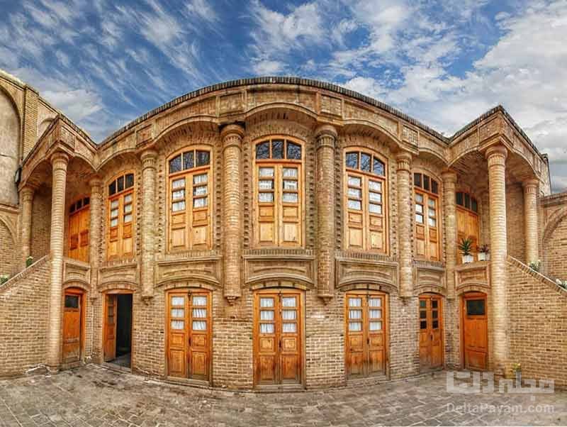 سبک معماری و تزئینات خانه داروغه مشهد