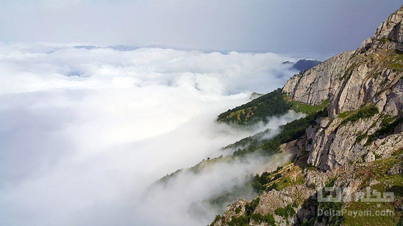 قله درفک در شمال ایران