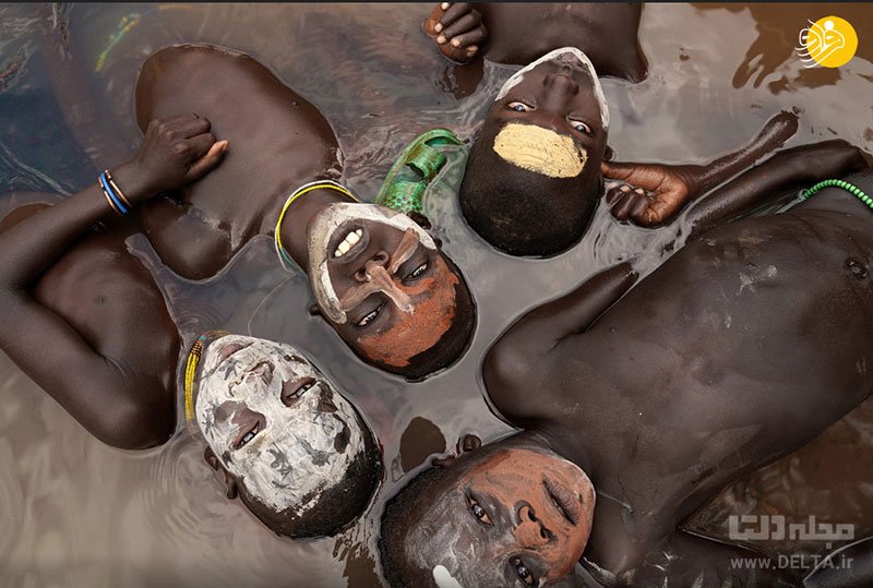 فرزندان قبیله سورما در آفریقا