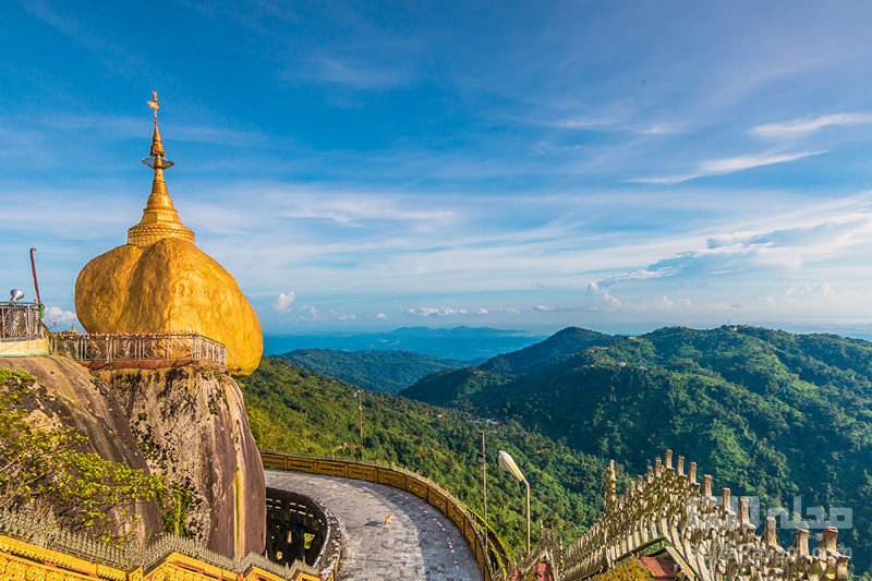 معبد طلایی در میانمار