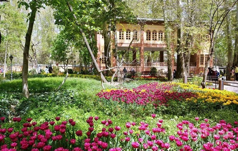 باغ های زیبا در تهران