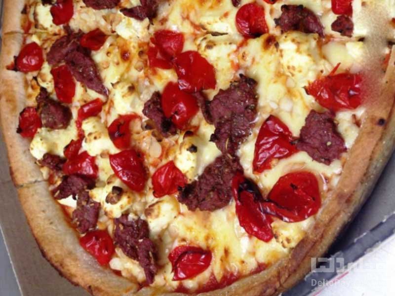 عجیب ترین پیتزاها در سراسر جهان را بشناسید