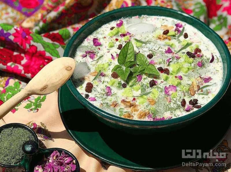Abdough khiar خواص شگفت‌انگیز خوردن آب دوغ خیار در تابستان را بخوانید