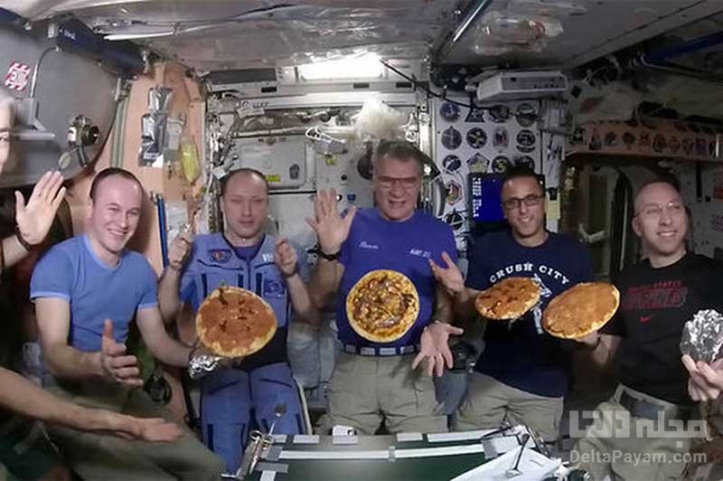 سفارش پیتزا در فضا چگونه است؟