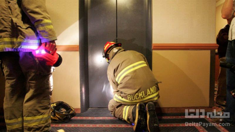 هنگام گیر کردن در آسانسور چه کنیم؟