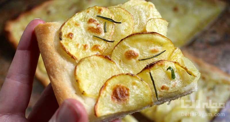 طرز تهیه نان شکم پر با سیب زمینی